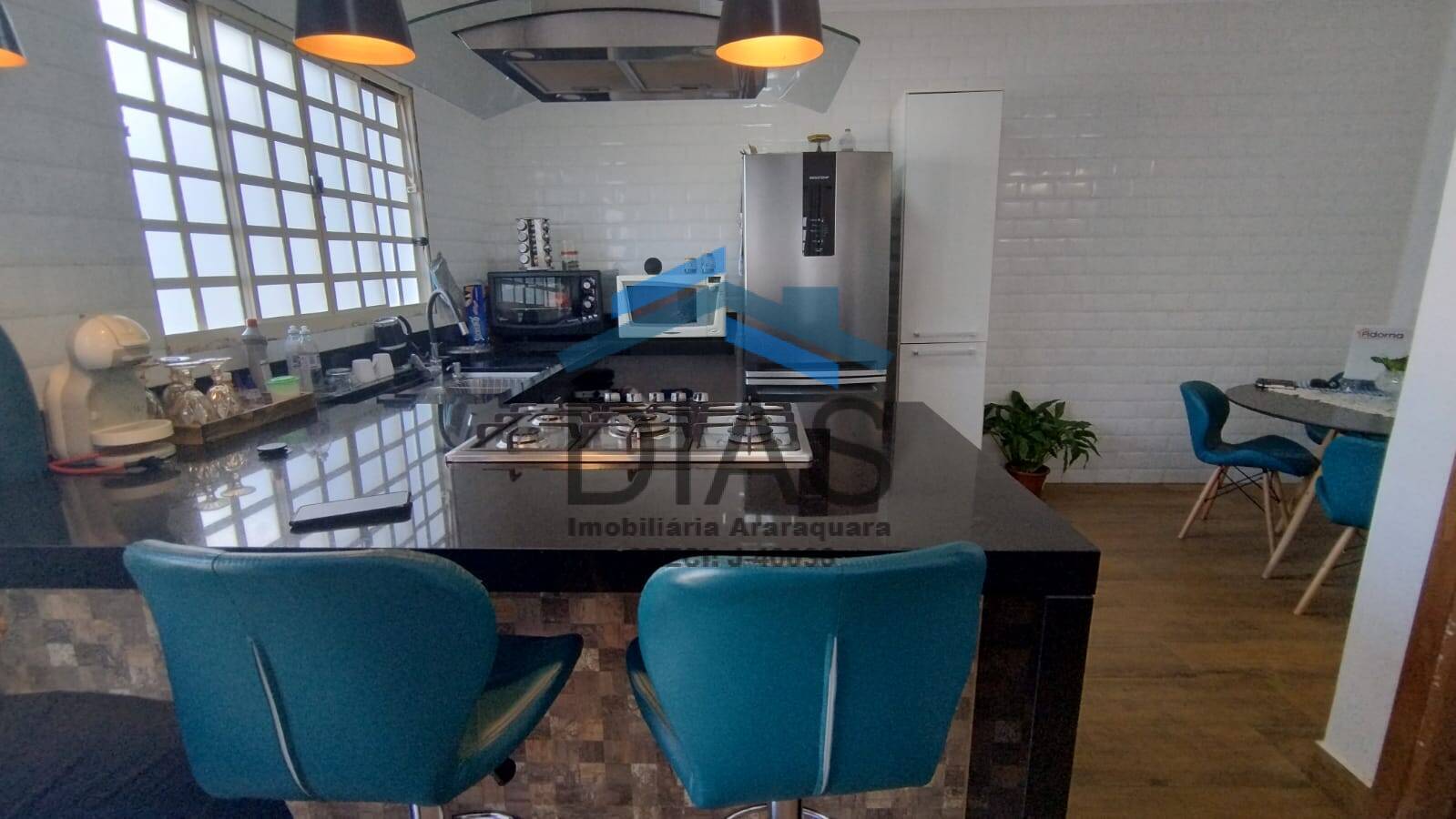 Casa, 3 quartos, 134 m² - Foto 4