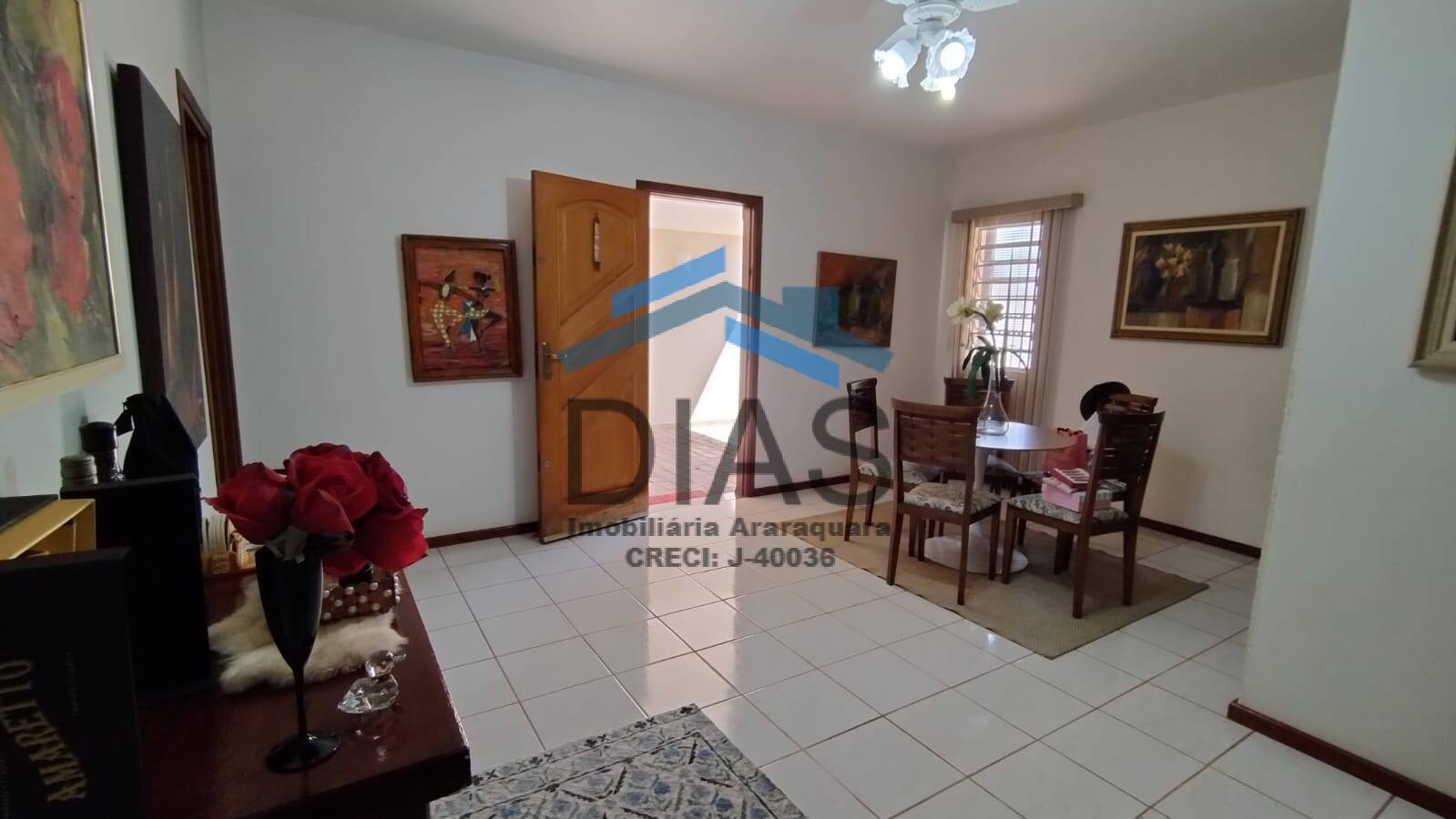Casa, 3 quartos, 175 m² - Foto 2