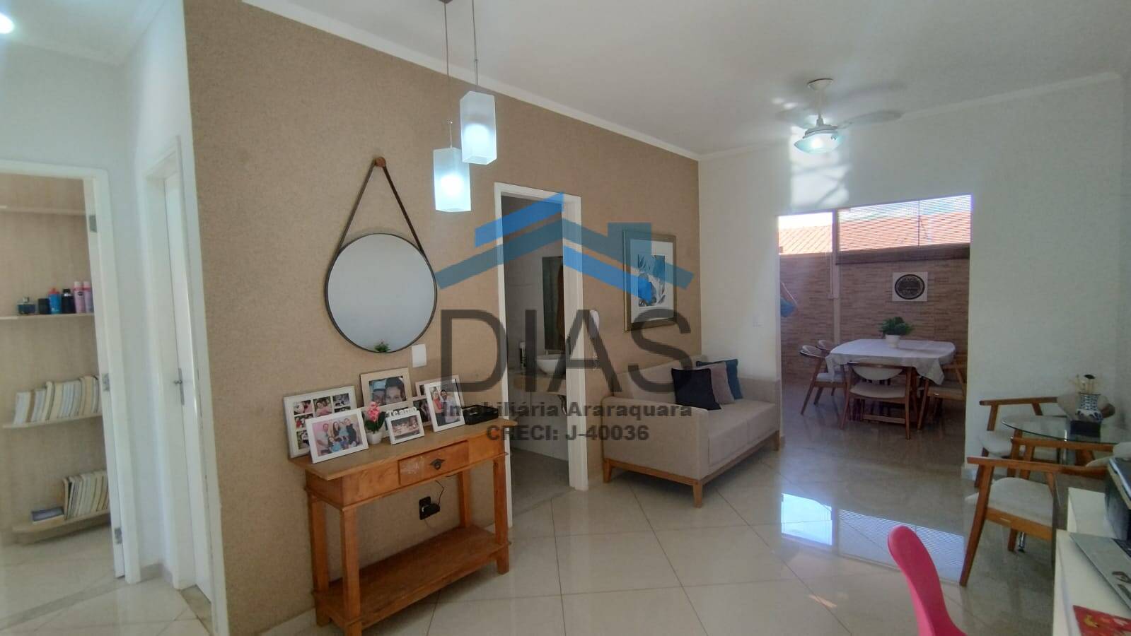 Casa, 2 quartos, 108 m² - Foto 1