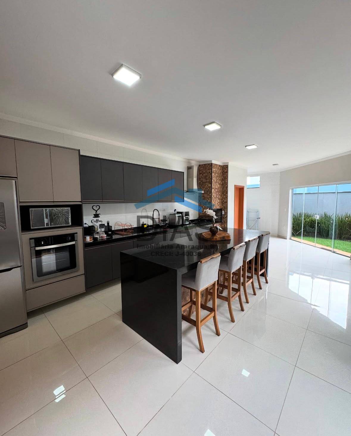 Casa, 3 quartos, 178 m² - Foto 6