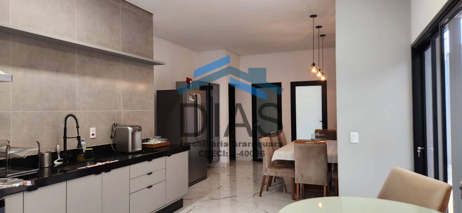 Casa, 3 quartos, 165 m² - Foto 3