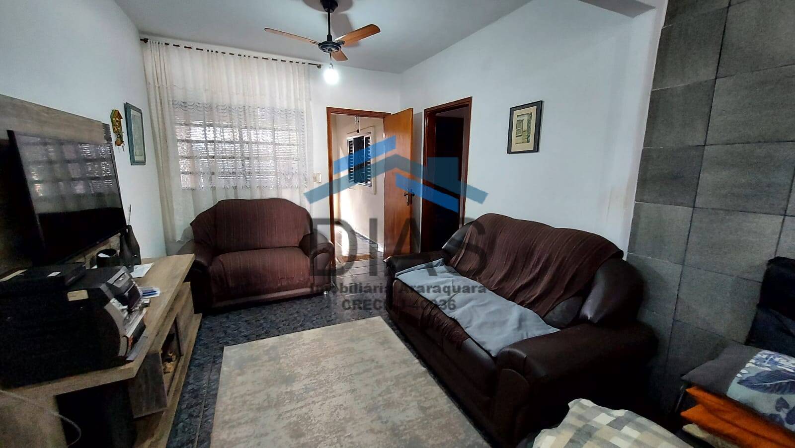 Casa, 2 quartos, 196 m² - Foto 1