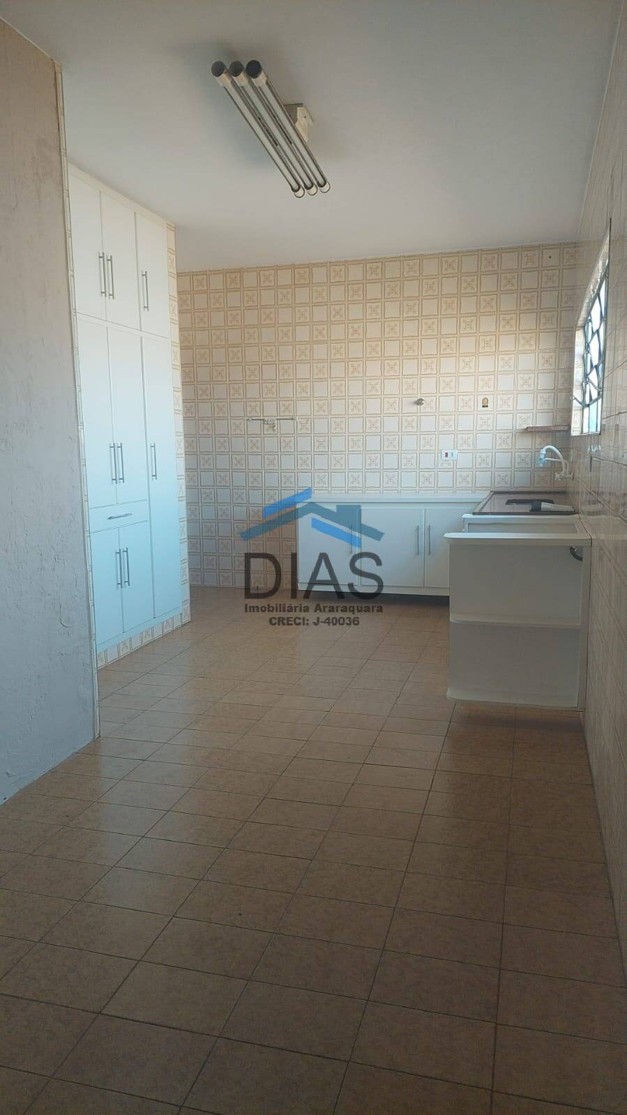 Casa, 3 quartos, 213 m² - Foto 4