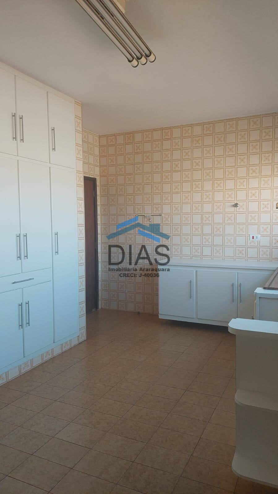 Casa, 3 quartos, 213 m² - Foto 3