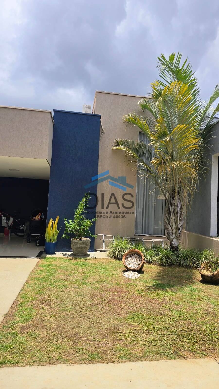 PARQUE ALVORADA CASA 03 DORMITÓRIOS S1 SUÍTE ÁREA GOURMET E PISCINA