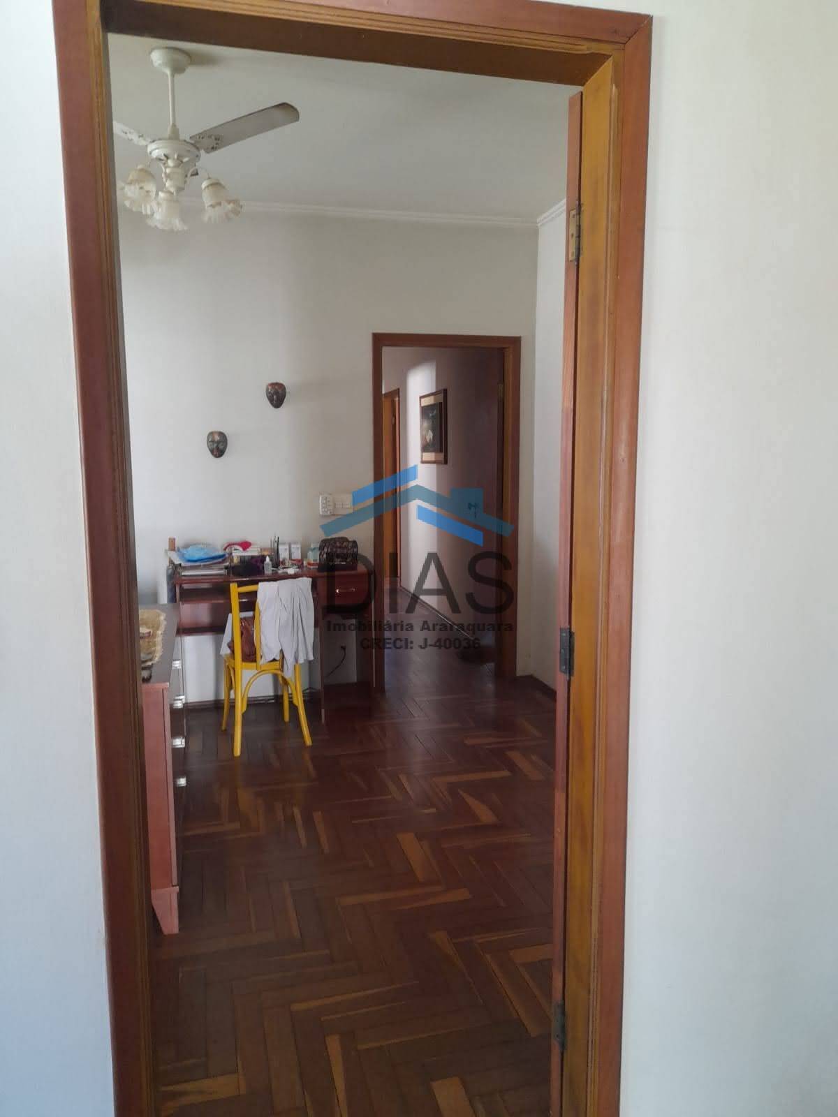 Casa, 4 quartos, 238 m² - Foto 5