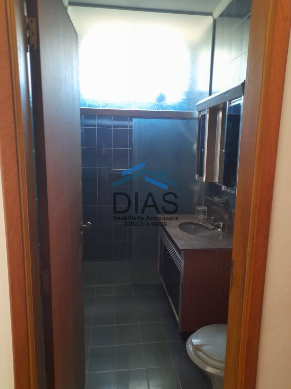 Casa, 4 quartos, 238 m² - Foto 8