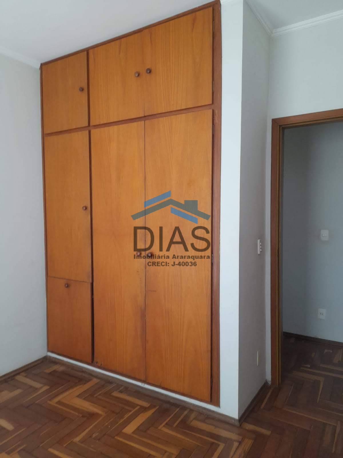 Casa, 4 quartos, 238 m² - Foto 12
