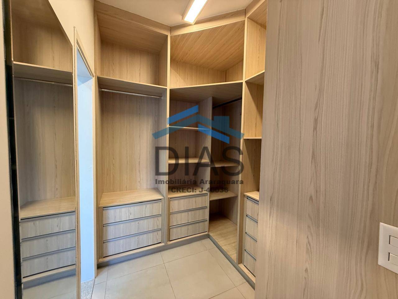 Casa, 4 quartos, 275 m² - Foto 10