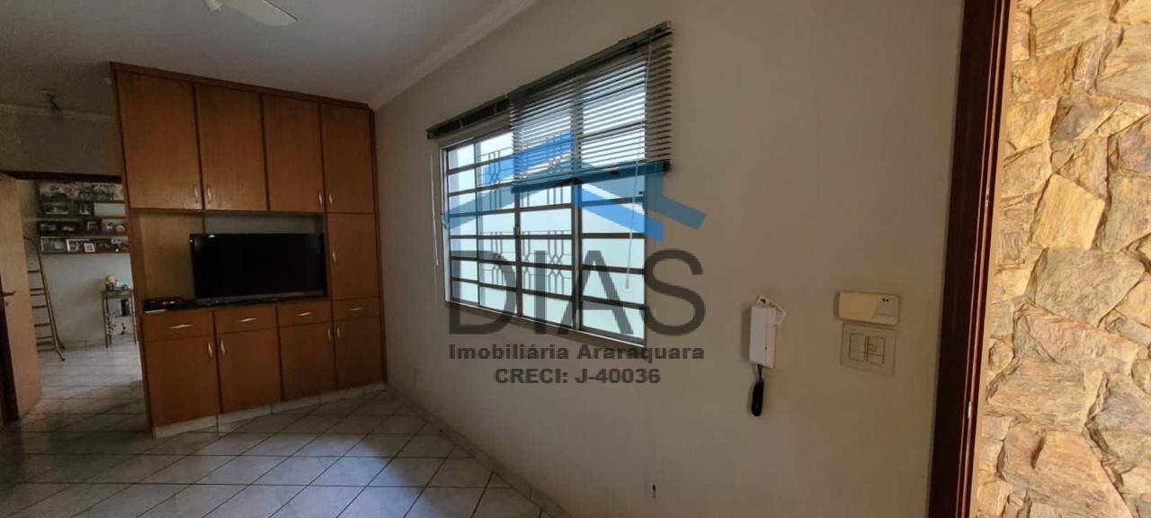 Casa, 4 quartos, 242 m² - Foto 4
