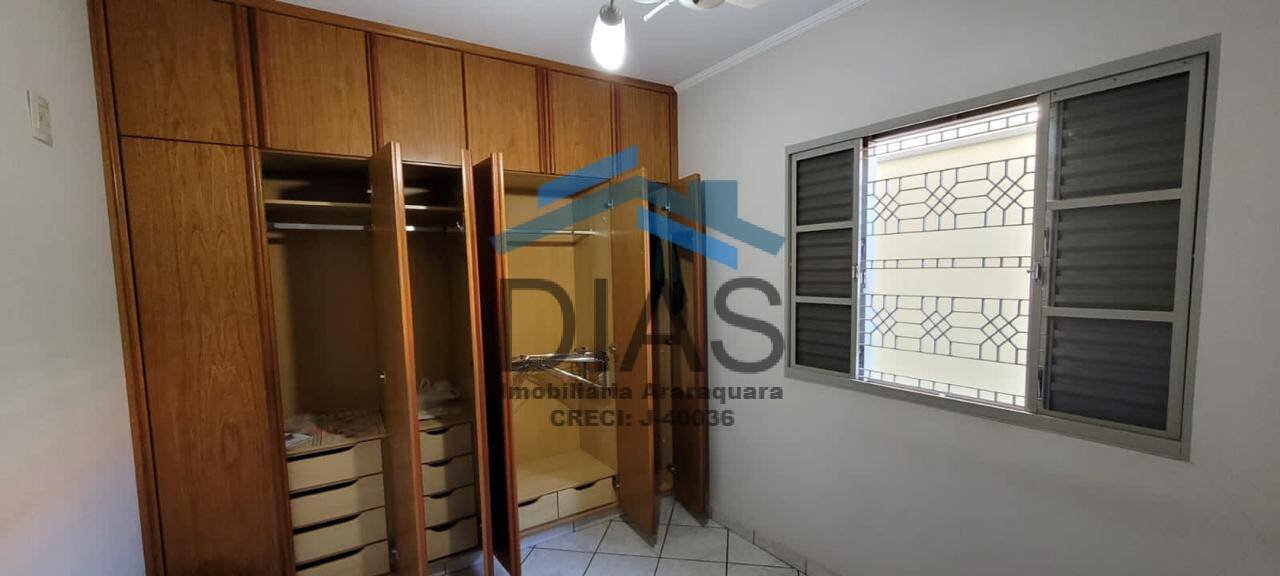 Casa, 4 quartos, 242 m² - Foto 9