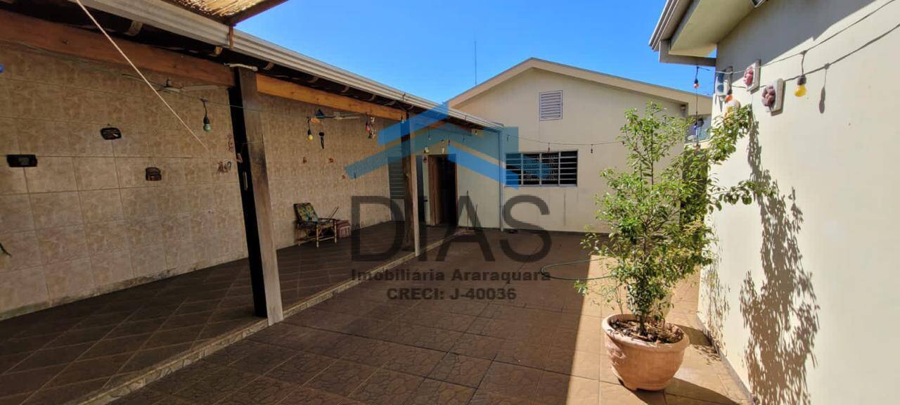 Casa, 4 quartos, 242 m² - Foto 11
